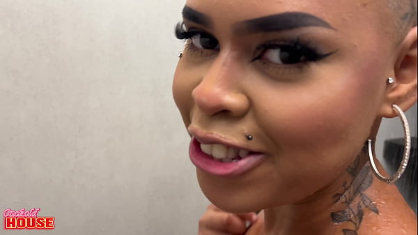 Teen Loses Anal Virginity in Hot First Time Experience