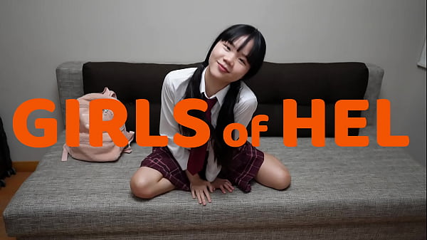 Teen Stepdaughter’s First Anal Experience